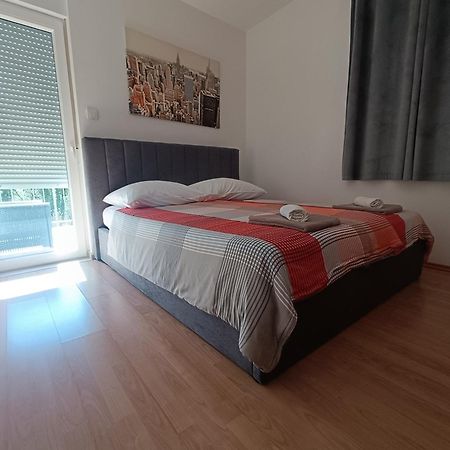 Apartments Kraljic I Baska  Exterior photo