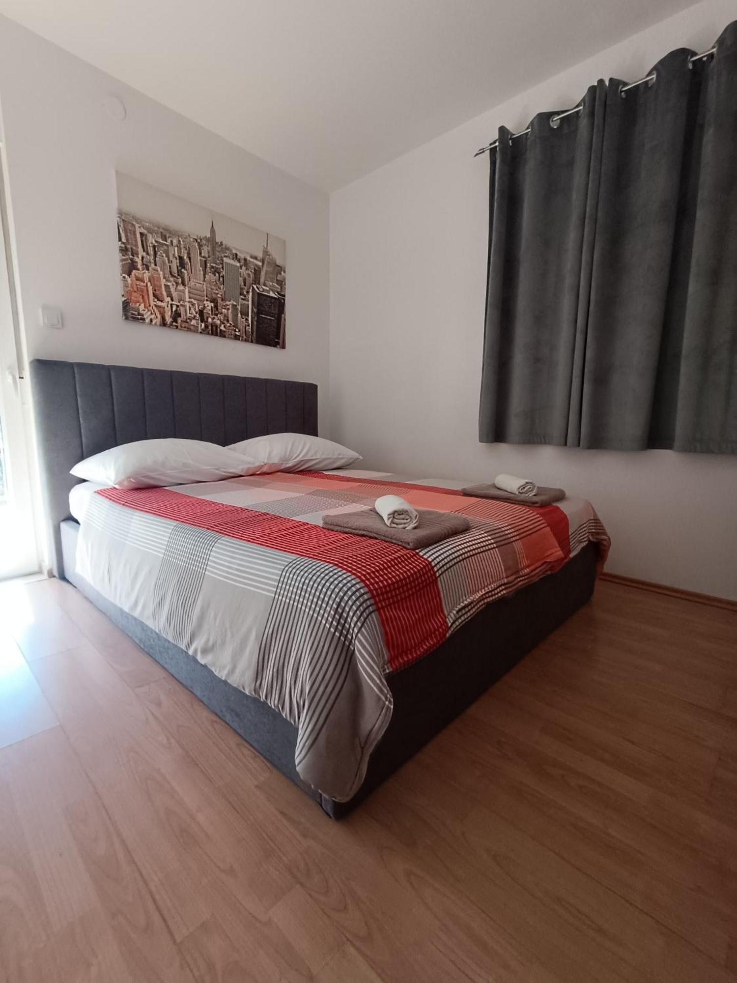 Apartments Kraljic I Baska  Exterior photo